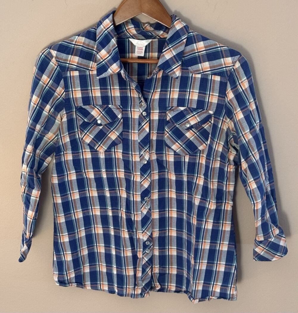 Arizona Jean Company Blue Plaid Button-Down Shirt with Tan and White